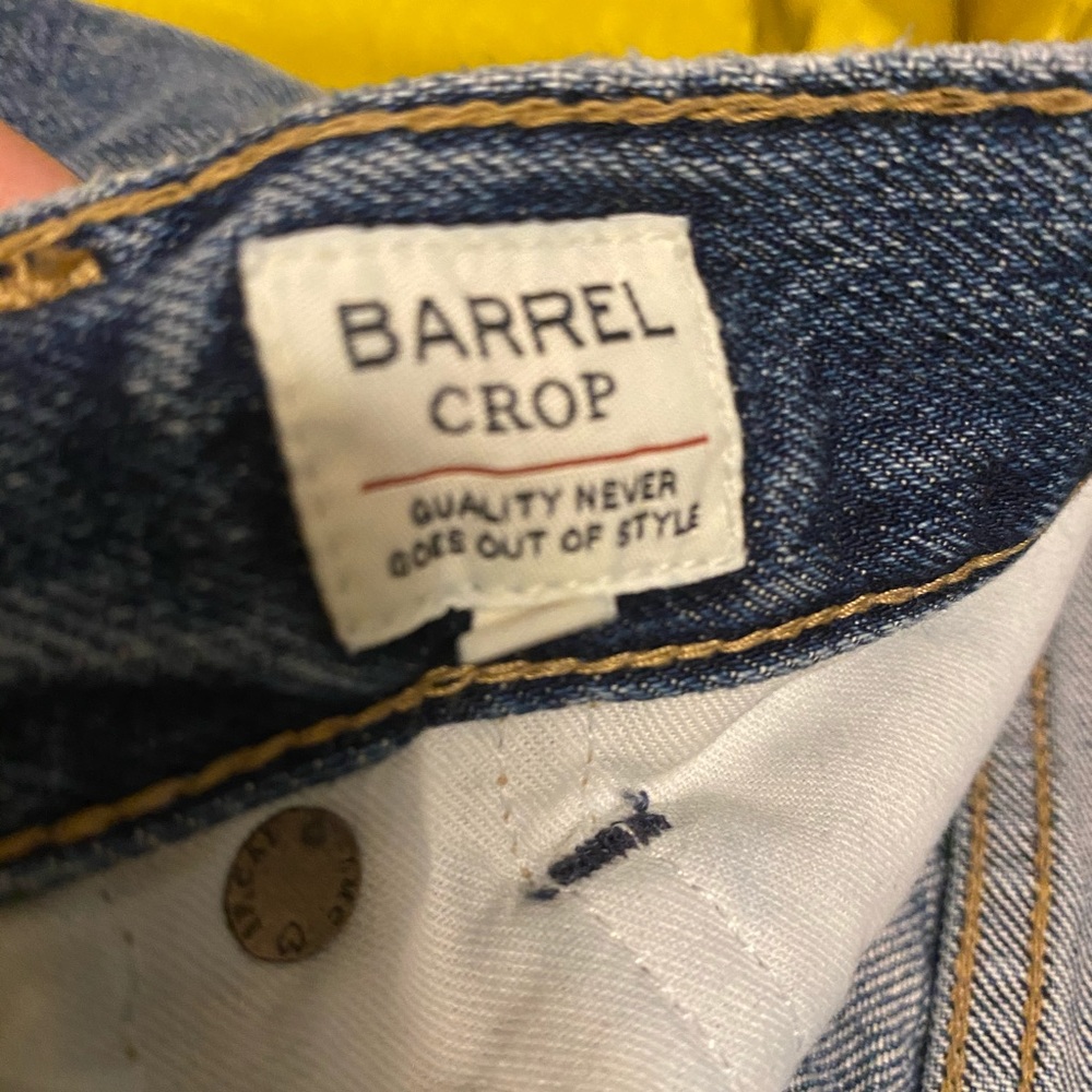 Cropped Levi’s